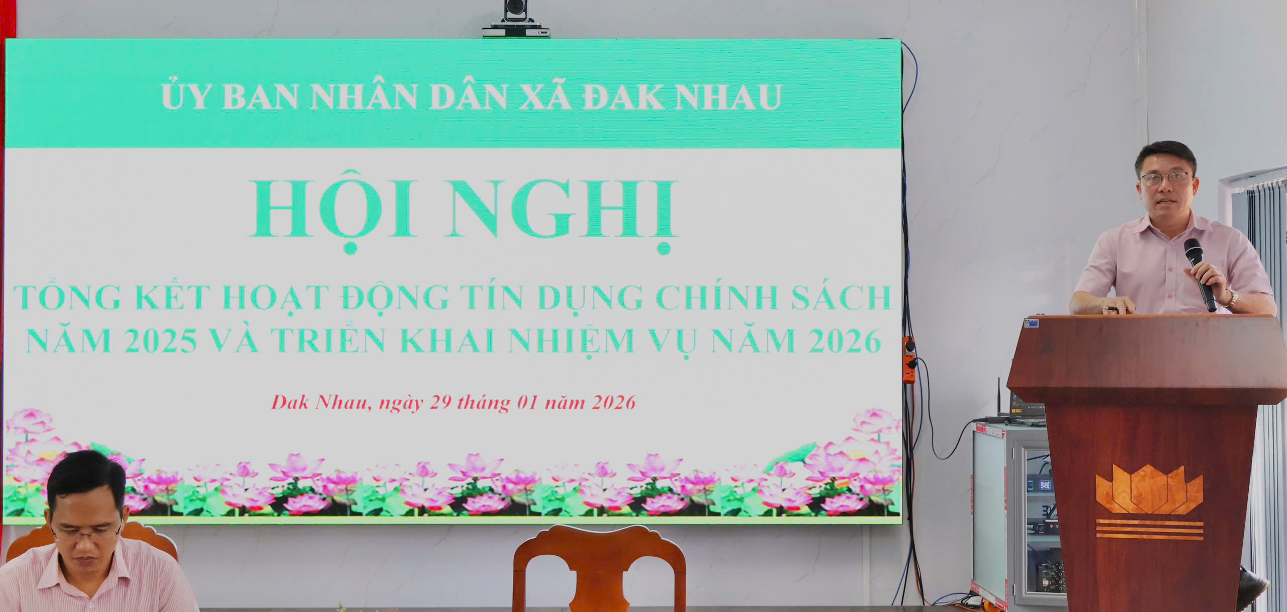 Ông: Lê Xuân Nam - ĐUV, PCT.UBND xã phát biểu tại Hội nghị